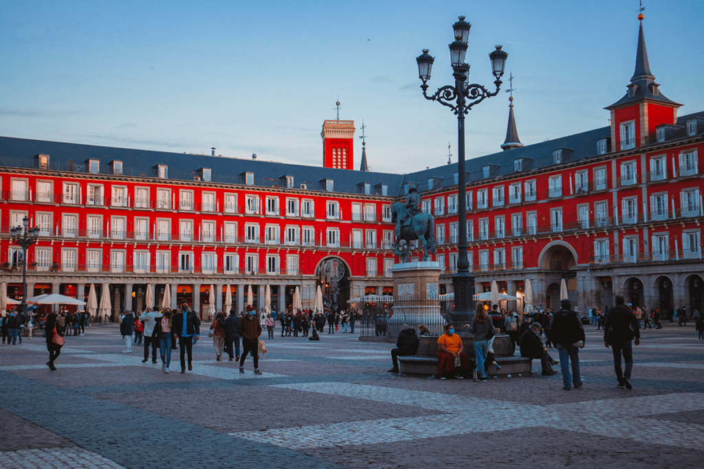 La plaza major de Madrid - top 5 des lieux à visiter