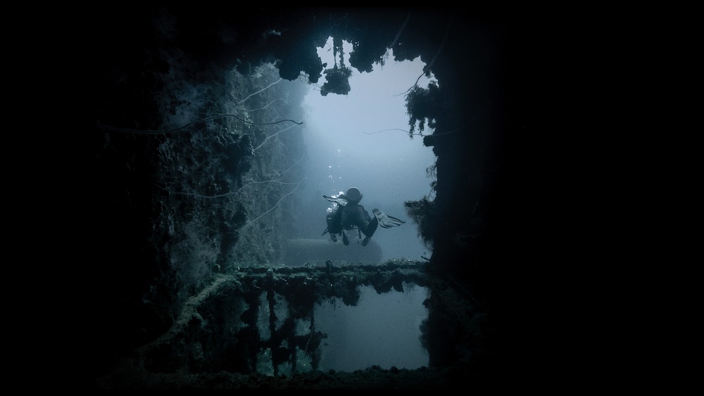 Visite d'une épave sous-marine au Chuuk Lagoon en Micronésie