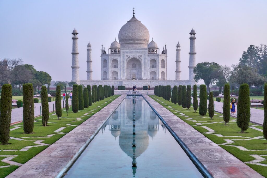 Taj Mahal au petit matin